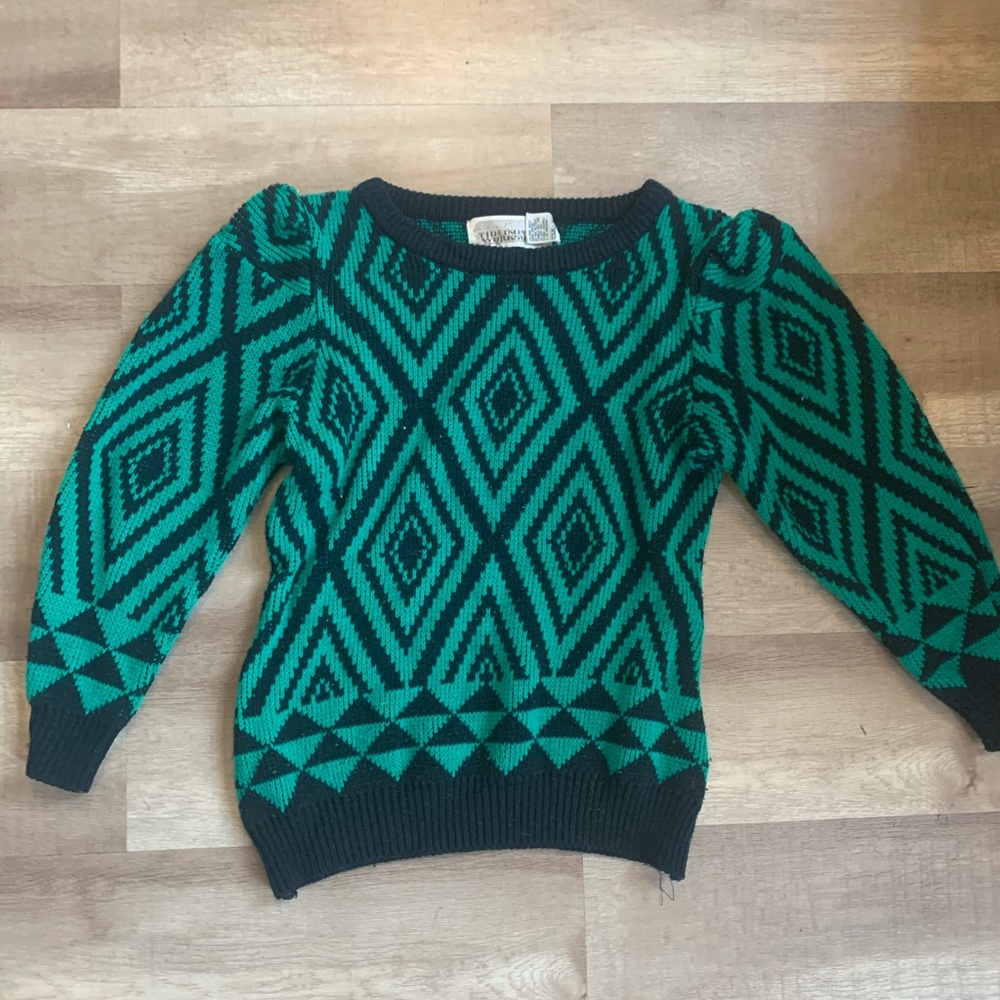 Vintage pop sleeve green sweater